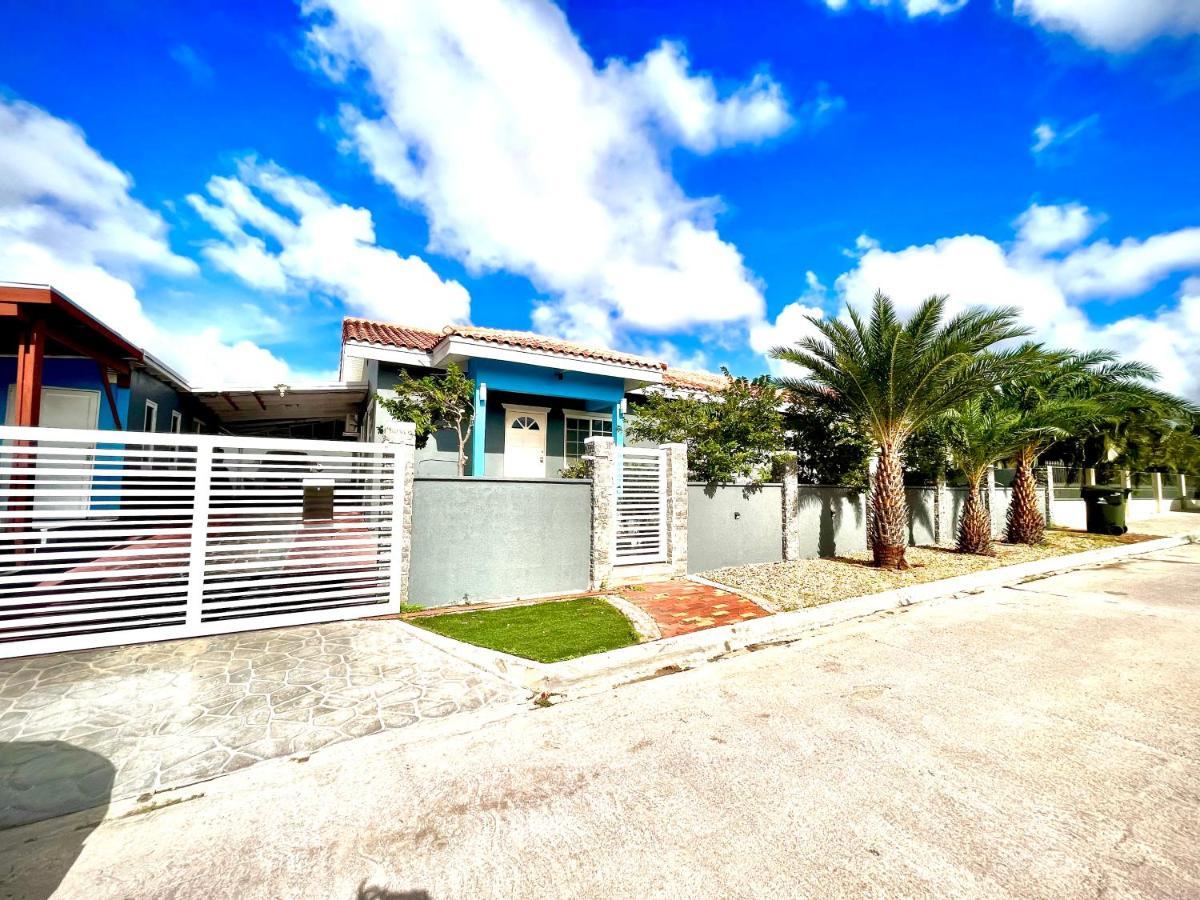 La Casita Torres Villa Oranjestad Exterior photo